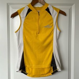 First Ascent Sleeveless Cycling Biking Shirt sz XS Jersey Women’s Yellow 1/2 Zip